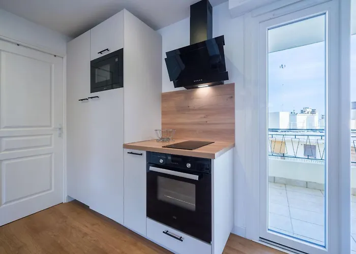 Skyview - Central, Cocooning Avec Terrasse Et Parking