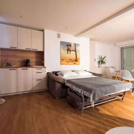 Skyview - Central, Cocooning Avec Terrasse Et Parking דירה *