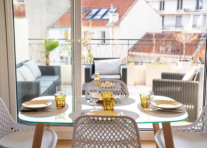 Skyview - Central, Cocooning Avec Terrasse Et Parking Appartement Antibes