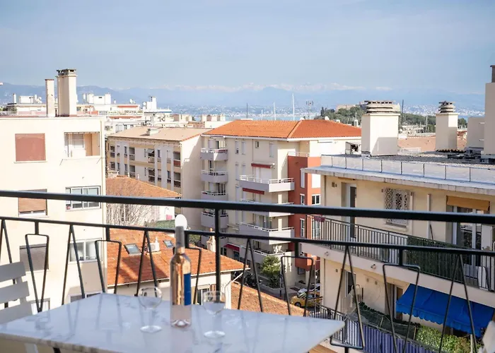 Skyview - Central, Cocooning Avec Terrasse Et Parking אנטיב