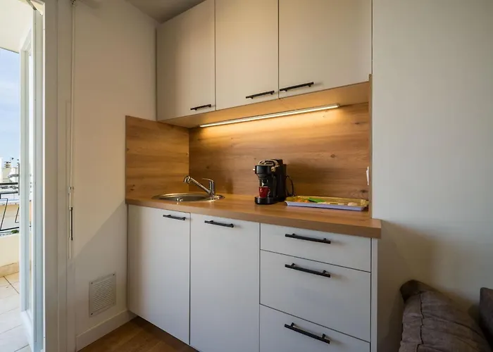 Skyview - Central, Cocooning Avec Terrasse Et Parking