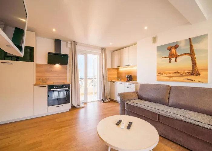 Skyview - Central, Cocooning Avec Terrasse Et Parking